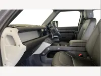 Używany Land Rover Defender SE Dynamic 250 KM (183 kW) 2024 Szary SUV