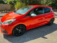 Used Peugeot 208 Allure 82 HP (60 kW) 2015 Orange Hatchback