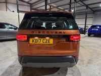 Used Land Rover Discovery 5 HSE 240 HP (176 kW) 2017 Orange SUV