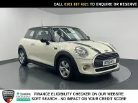Usado Mini ONE Hatch 102 CV (75 kW) 2018 Blanco Utilitario