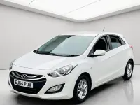 Used Hyundai i30 Active 100 HP (73 kW) 2014 White Hatchback