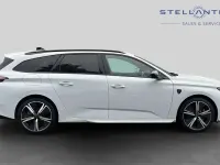 Used Peugeot 308 SW GT 134 HP (98 kW) 2025 White Estate