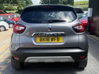 Used Renault Captur Signature 120 HP (88 kW) 2018 Grey/black SUV