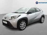 Used Toyota Aygo X PURE 2023 Silver SUV