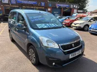 Used Peugeot TePee Active 100 HP (73 kW) 2015 Estate