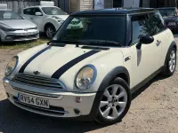 Used Mini Cooper Hatch 2004 White Hatchback