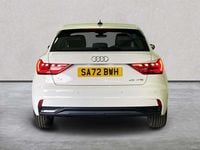 Używany Audi A1 Sport 94 KM (69 kW) 2022 Biały SUV