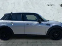 Used Mini Cooper Classic 136 HP (100 kW) 2023 Silver Hatchback