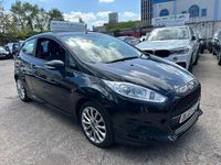 Used Ford Fiesta Zetec 95 HP (69 kW) 2014 Black Hatchback