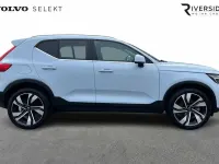 Second-hand Volvo XC40 Ultra 163 CP (119 kW) 2025 Albastru SUV