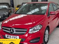 Used Mercedes B180 Executive 122 HP (89 kW) 2015 Red MPV
