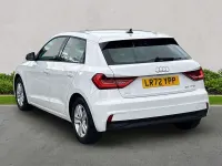 Käytetty Audi A1 Premium 94 HP (69 kW) 2022 Valkoinen Katumaasturi