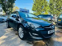 Used Vauxhall Astra Elite 165 HP (121 kW) 2013 Black Hatchback