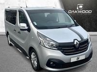 Gebraucht Renault Trafic 125 PS (91 kW) 2017 Silber Van / Kleinbus