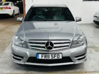Second-hand Mercedes C200 2011 Argintiu Berlinǎ