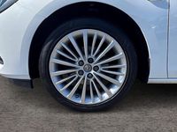 Second-hand Vauxhall Astra Elite 145 CP (106 kW) 2021 Alb Hatchback