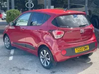 Used Hyundai i10 Premium SE 87 HP (63 kW) 2017 Red Hatchback