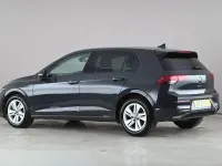 Używany VW Golf VII Life 110 KM (80 kW) 2021 Szary Hatchback
