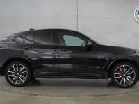Usado BMW X4 M Sport 190 HP (139 kW) 2025 Preto SUV