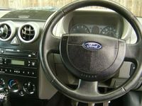 Used Ford Fusion 67 HP (49 kW) 2004 Estate