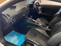 Used Audi TT Sport 230 HP (169 kW) 2015 White Coupe