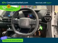 Używany Citroën C4 PureTech 2023 Biały SUV