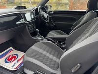 Used VW Beetle Sportline 210 HP (154 kW) 2014 Red Hatchback