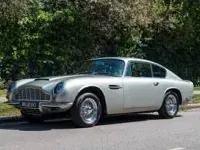 Used Aston Martin DB6 286 HP (210 kW) 1971 Yellow Coupe