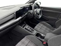 Second-hand VW Golf VIII GTD 200 CP (147 kW) 2022 Alb Hatchback