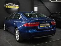 Usado Jaguar XE Prestige 240 HP (176 kW) 2016 Azul Sedan
