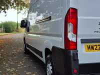 Used Peugeot Boxer 140 HP (102 kW) 2022 White Van