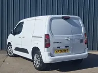 Usado Fiat Doblò 2024 Branco Monovolume