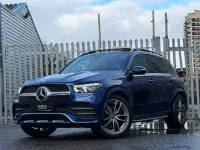 Begagnad Mercedes GLE400 AMG line 2019 Blå Kombi