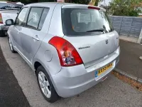 Usado Suzuki Swift GLX 101 HP (74 kW) 2009 Prateado Citadino