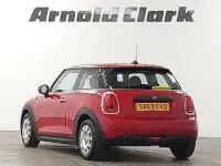 Used Mini ONE Classic 102 HP (75 kW) 2019 Red Hatchback