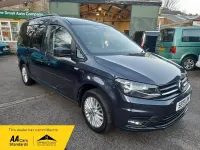 Usado VW Caddy Maxi Life 2019 Azul Monovolume
