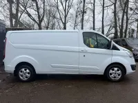 Used Ford Transit Custom Limited 130 HP (95 kW) 2018 White Van