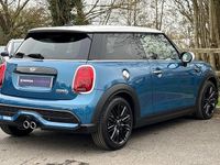 Used Mini Cooper S Exclusive 176 HP (129 kW) 2024 Blue Hatchback