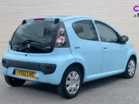 Usado Citroën C1 VTR Sport 68 CV (50 kW) 2012 Azul Utilitario