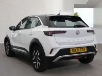 Used Vauxhall Mokka Elite 98 HP (72 kW) 2021 White SUV