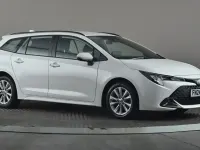 Używany Toyota Corolla 140 KM (102 kW) 2024 Biały Kombi