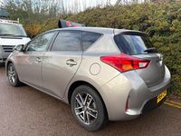 Used Toyota Auris Plus 90 HP (66 kW) 2014 Bronze Hatchback