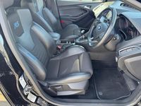 Used Ford Focus RS 350 HP (257 kW) 2017 Black Hatchback