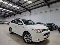 Used Mitsubishi Outlander P-HEV 2015 White SUV