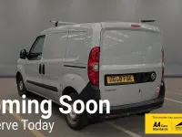 Used Vauxhall Combo 105 HP (77 kW) 2018 Silver MPV
