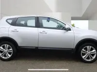 Used Nissan Qashqai Acenta 141 HP (103 kW) 2013 Silver SUV