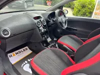 Second-hand Vauxhall Corsa SRi 2014 Roșu Hatchback