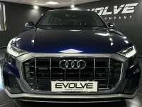 Używany Audi Q8 S-Line 286 KM (210 kW) 2019 Niebieski SUV