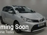 Used Toyota Verso Design 147 HP (108 kW) 2017 Silver MPV