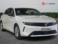 Used Vauxhall Astra Design Edition 110 HP (80 kW) 2023 White Hatchback